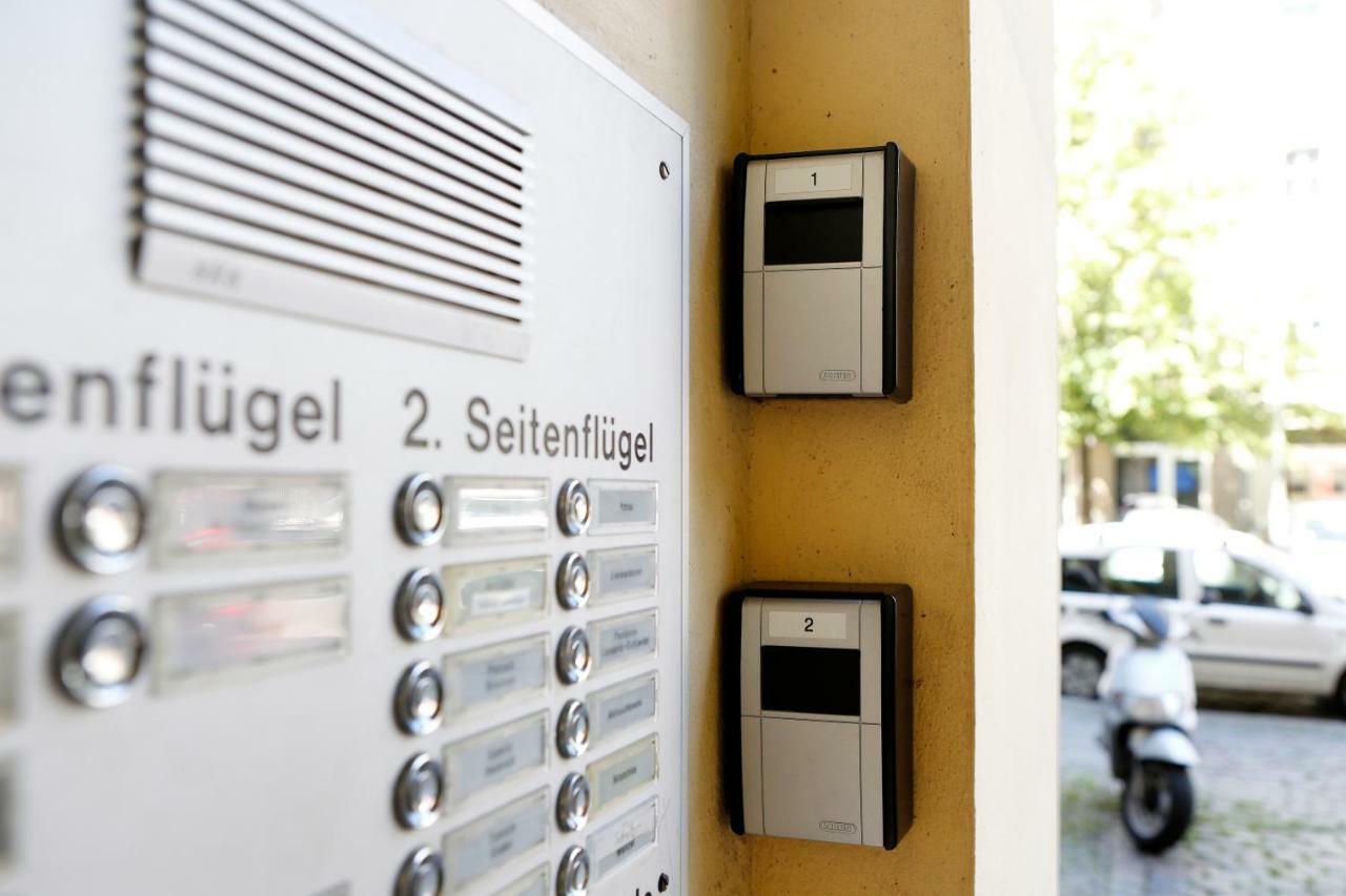 Be In In Prenzlauer Berg Apartment *